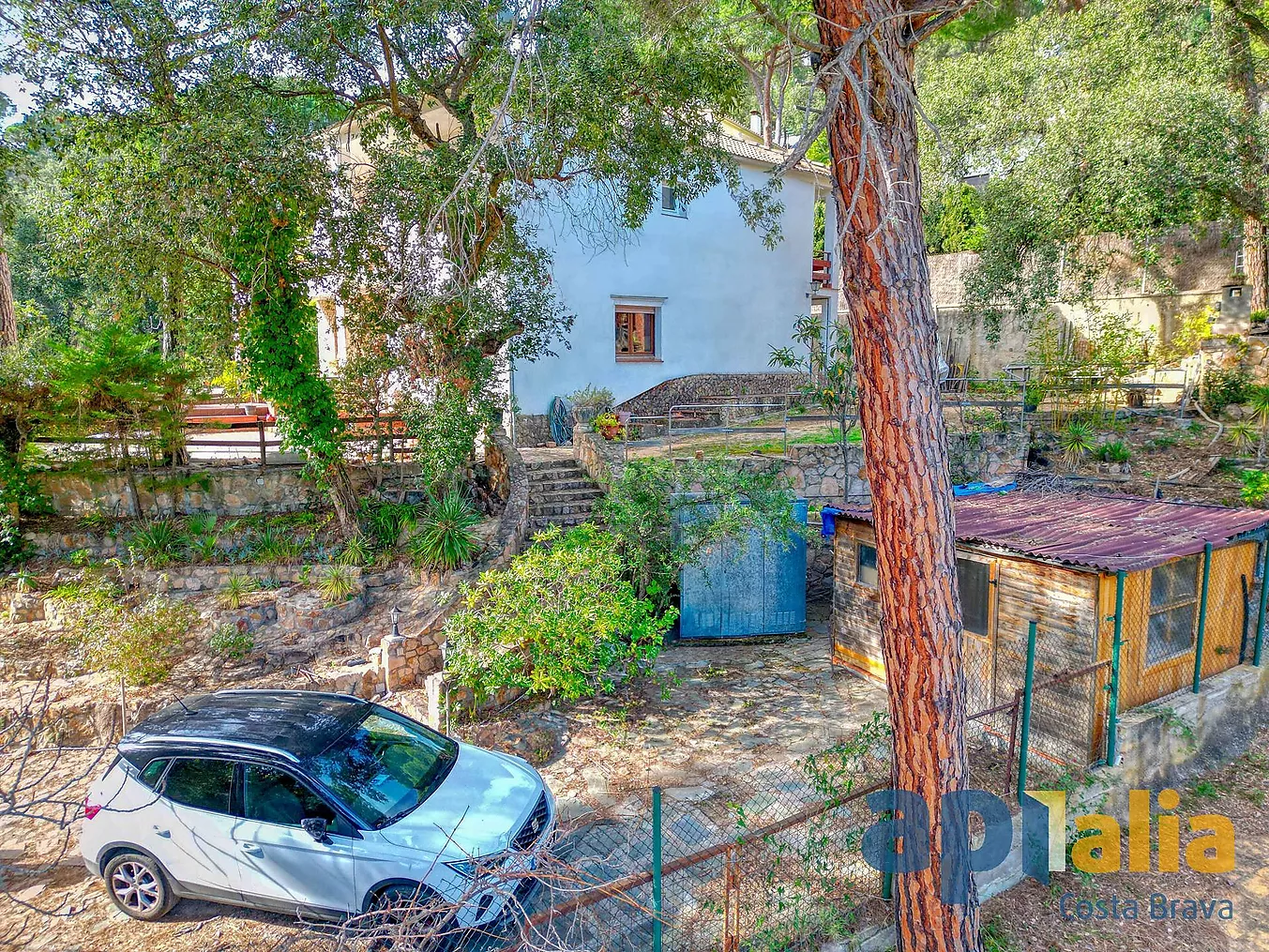 Casa aislada con 6 habitaciones, Urbanización Casa Nova