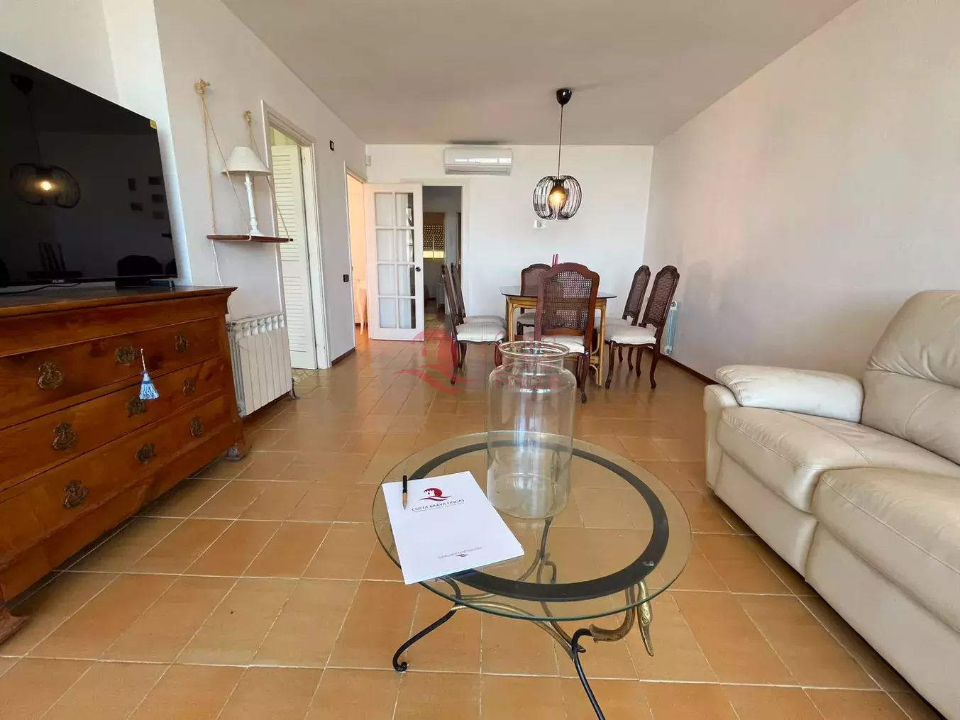 Appartement lumineux avec vue panoramique sur la mer à Sant Feliu de Guíxols.