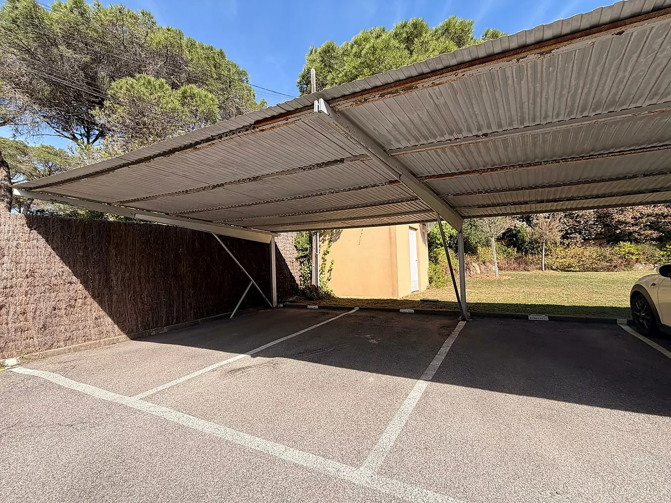 EXCLUSIVA APIALIA COSTA BRAVA