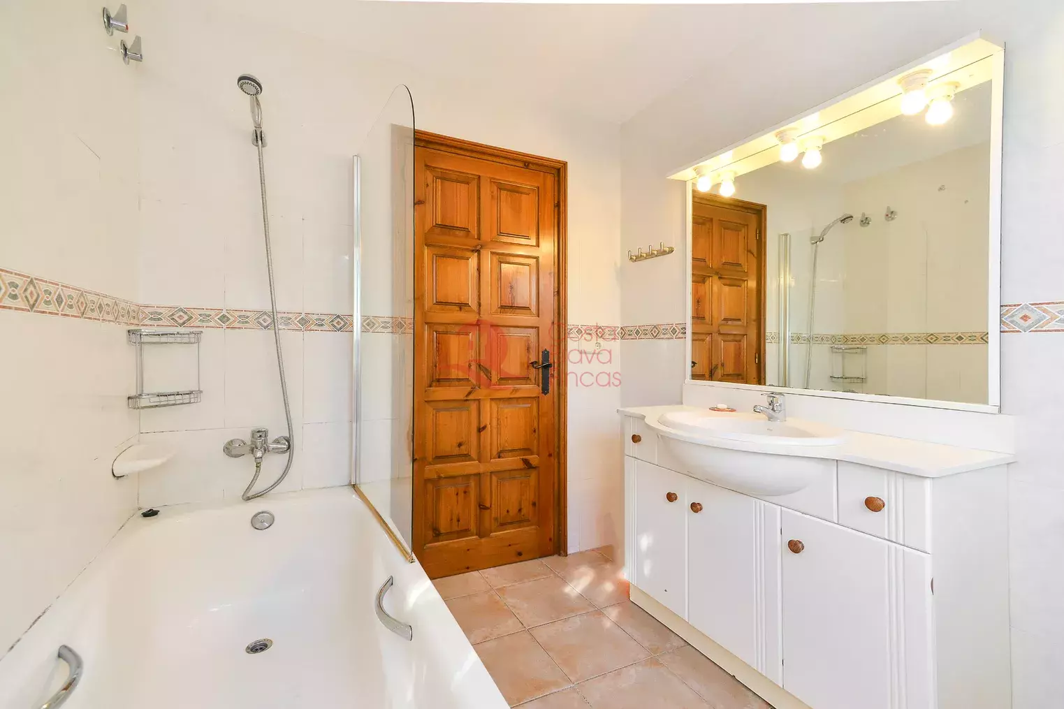 Casa en venta con licencia en Calonge