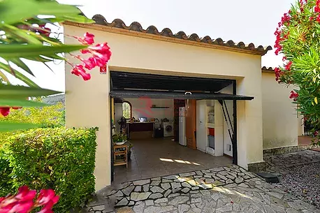 Casa en venta con licencia en Calonge