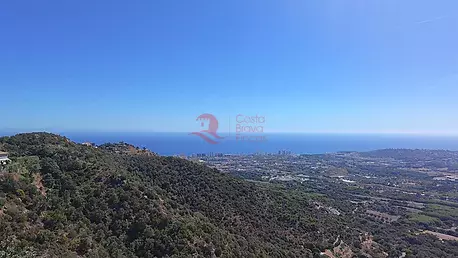 Large plot with sea views in Platja d'Aro.