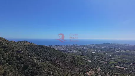 Gran terreny amb vistes al mar a Platja d'Aro.