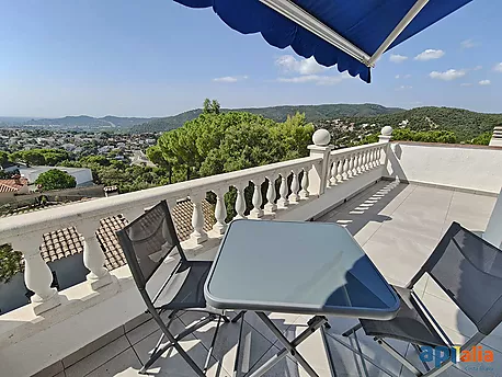 Villa for sale in Calonge