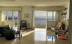 Preciós pis de 3 dormitoris amb vistes al mar a Palamós.