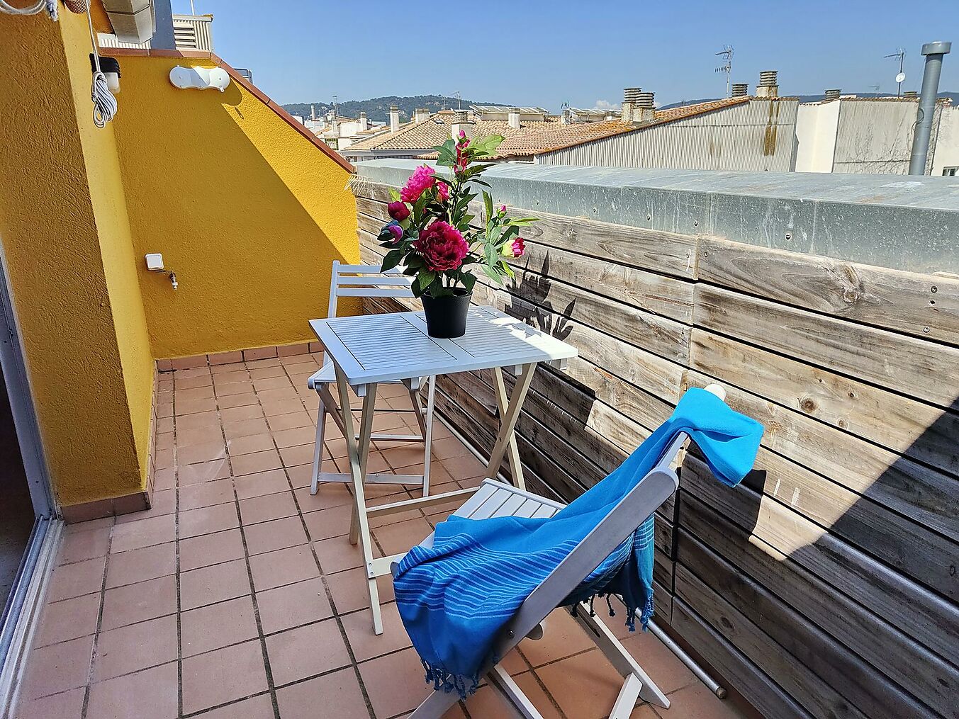Apartament tipus dúplex situat a segona línia de mar al centre de Sant Antoni
