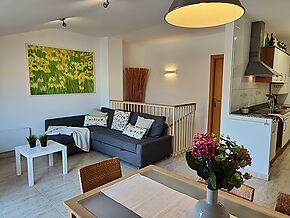 Apartamento tipo dúplex situado en segunda línea de mar en el centro de Sant Antoni