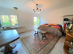 Fantastic villa, 3 bedrooms, with indoor swimming pool in Calonge.